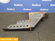 Кронштейн усилителя переднего бампера левый