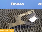 Кронштейн патрубков отопителя